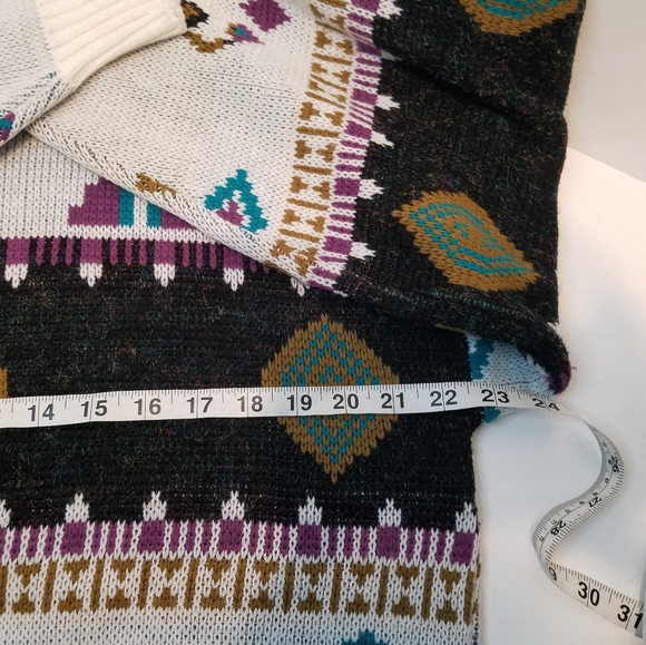 Vintage St. Johns Bay Sweater Mens Medium Knit Crewneck Aztec Tribal Hieroglyphs - Picture 6 of 8